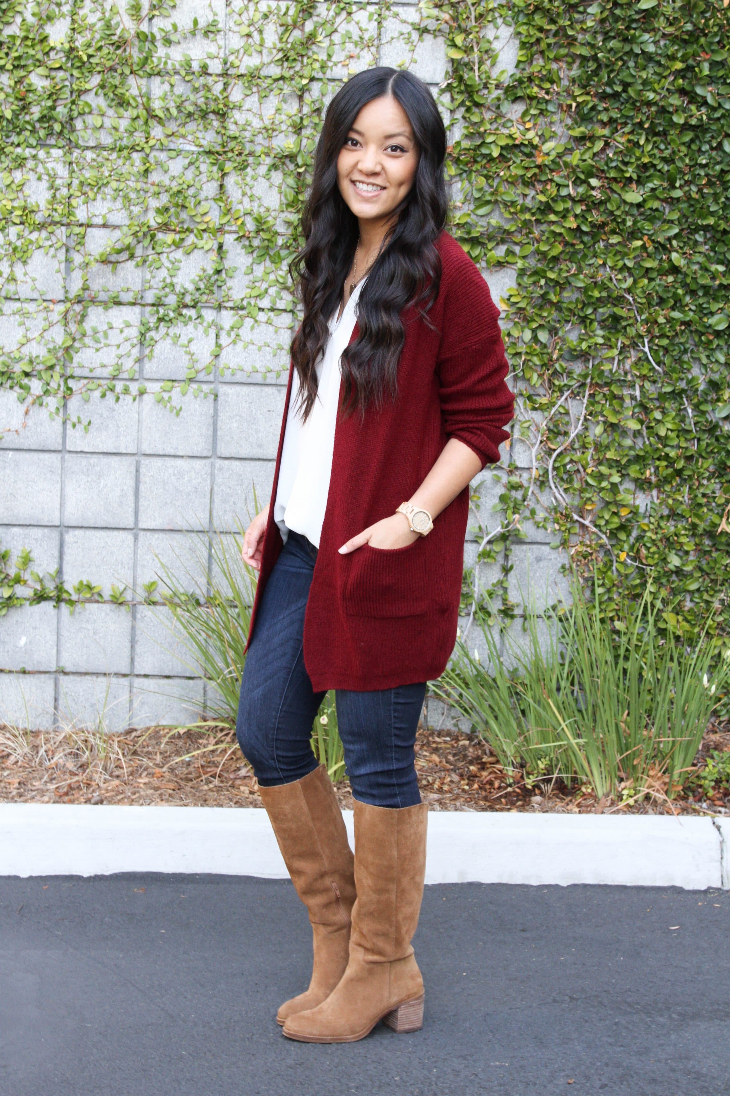 Maroon Sweater and White Tunic Outfit Maroon Sweater and White Tunic Outfit Riding boots