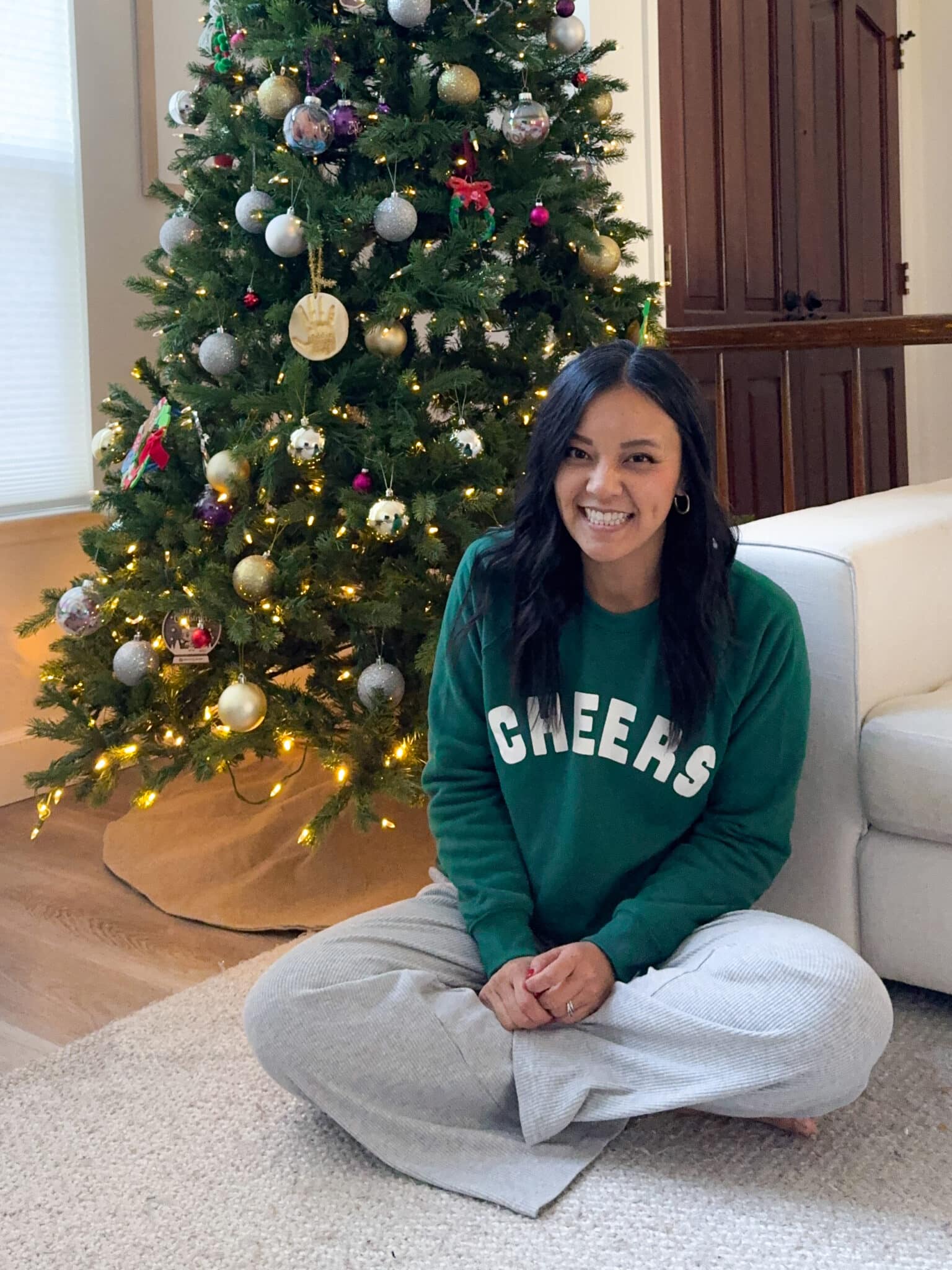 8 Pieces to Easily Feel Ready and Pulled Together for Every Holiday Event + 25% Off!! + holiday style checklist + putting me together + holiday sweatshirt + comfortable lounge pants