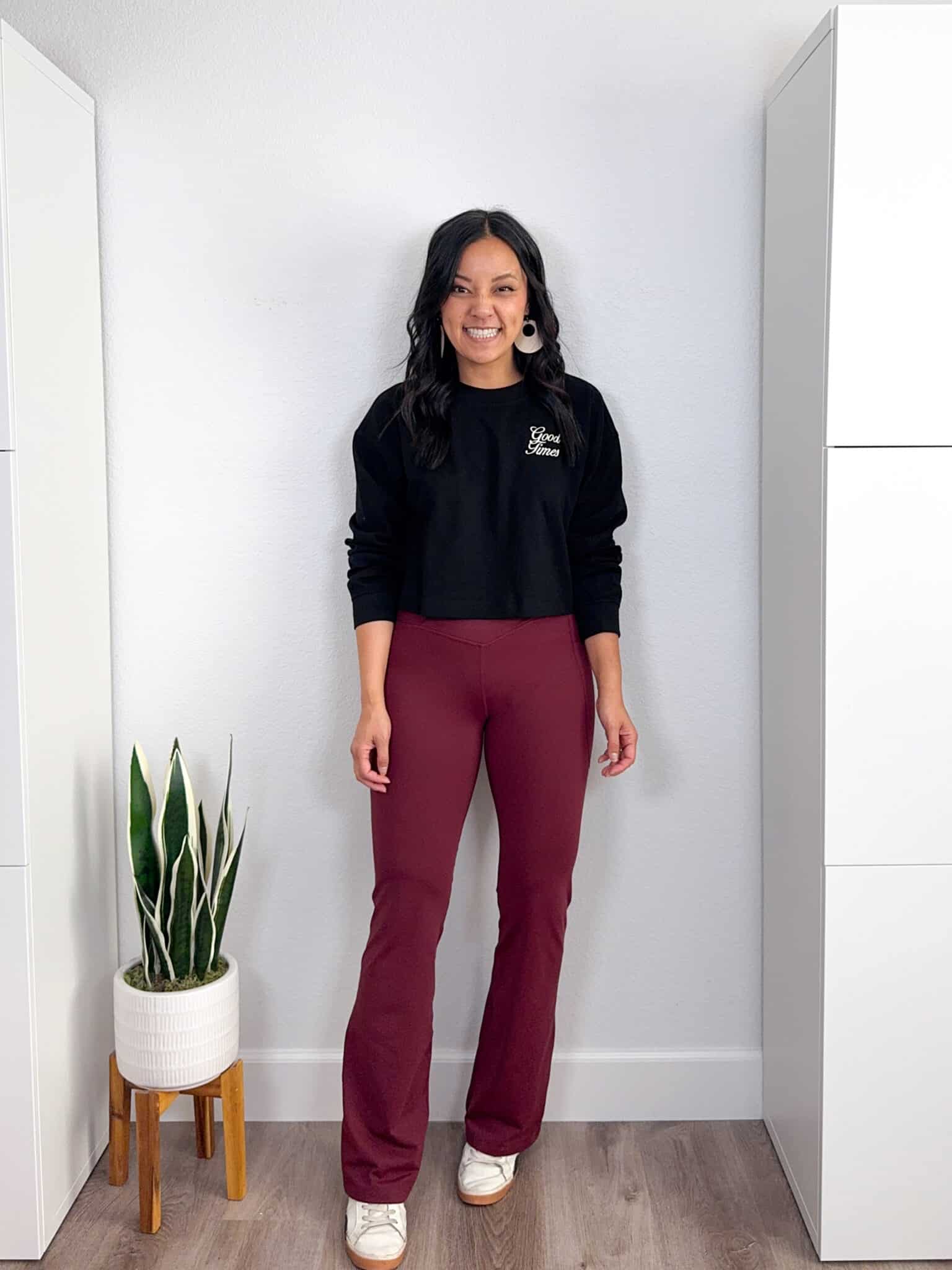 7 Tips & Winter Clothes That Actually Keep You Warm + putting me together + warm winter clothes+ black sweatshirt + fleece lined burgundy flare leggings + white sneakers