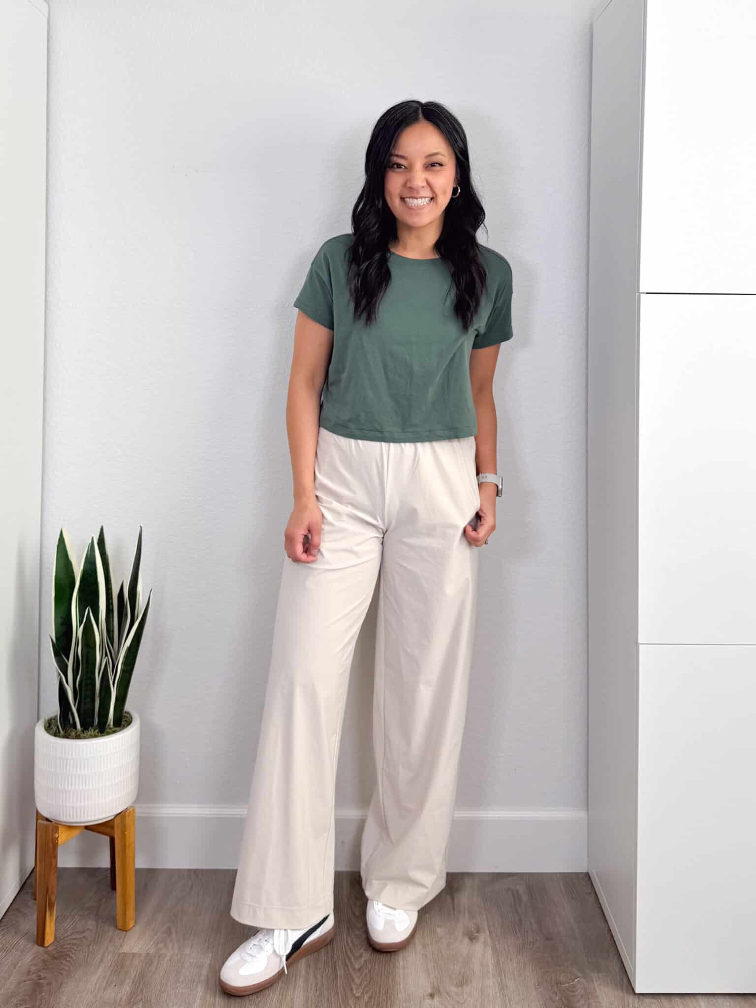 Try-Ons: Quince, LOFT, Old Navy Winners, Nordstrom, and No-Show Underwear + try-ons from some of your faves + putting me together + try ons + stretchy athleisure pants + easy to wear workout tee + white sneakers