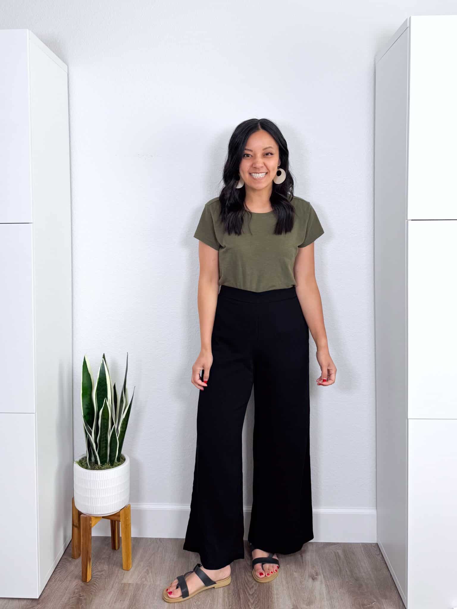 The Best Memorial Day Sale Finds For Easy Summer Outfits + putting me together + memorial day sales + olive green t shirt + comfortable lightweight black pants for summer + black sandals