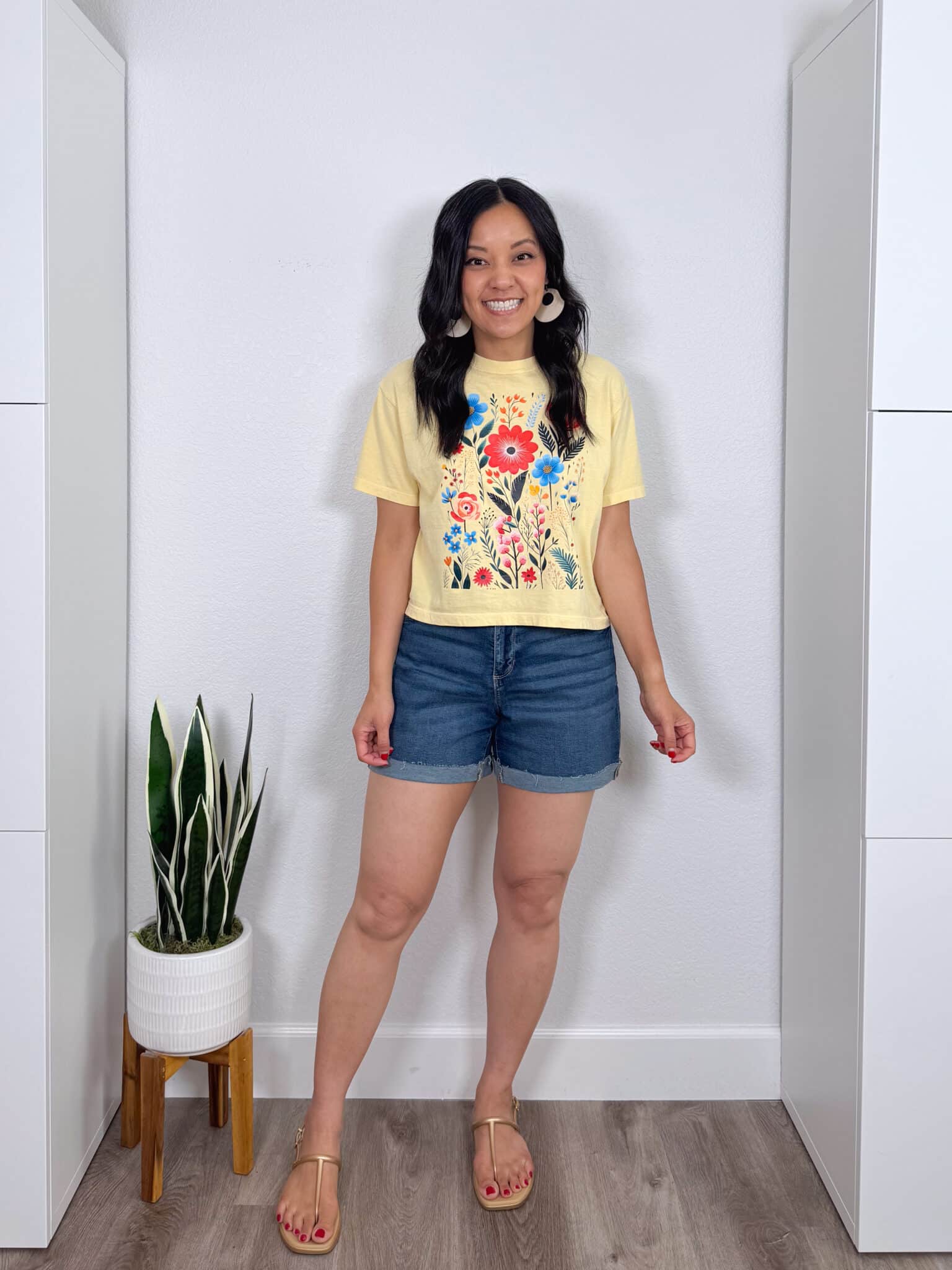 summer casual dress code women How to Dress Smart Casual in the Summer (+ 16 Outfit Ideas!)
