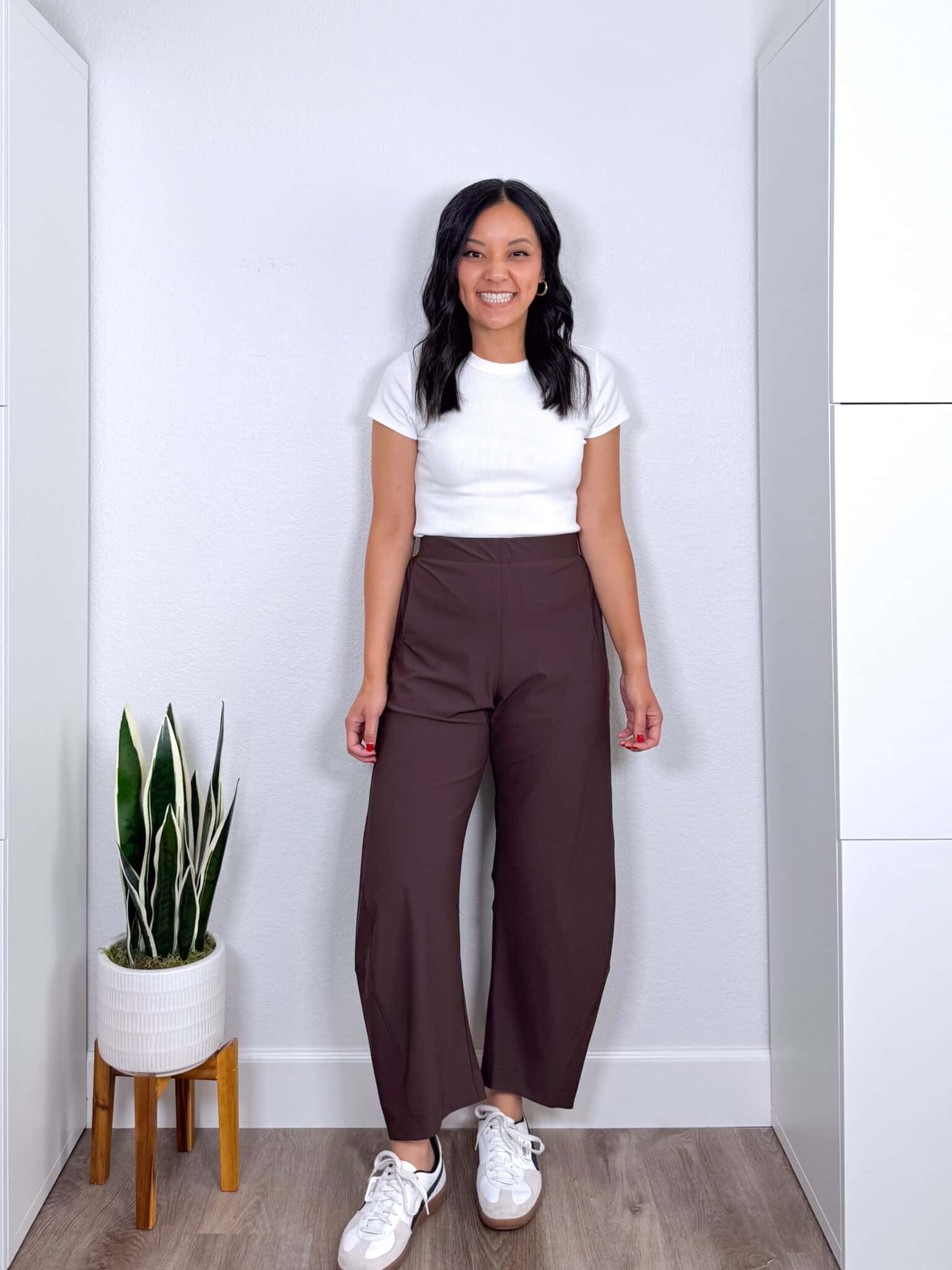 REVIEWS: Easy to Style Fall Try Ons for Casual Wear, Work, and Family Photos + fall try ons and reviews + putting me together + fitted white tee + affordable brown barrel leg athleisure pants + white and black sneakers