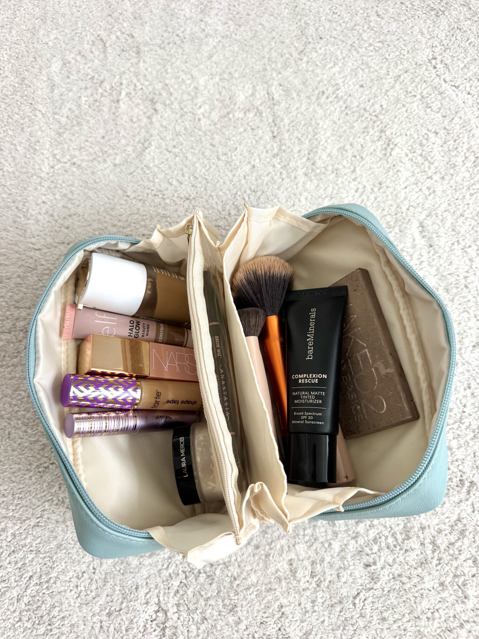 Things I Wear, Use, and Love + What I Bought: LAST DAY of Amazon Deals! + things i wear use and love + putting me together + Amazon Prime Big Deal Days + easy to use travel bag 