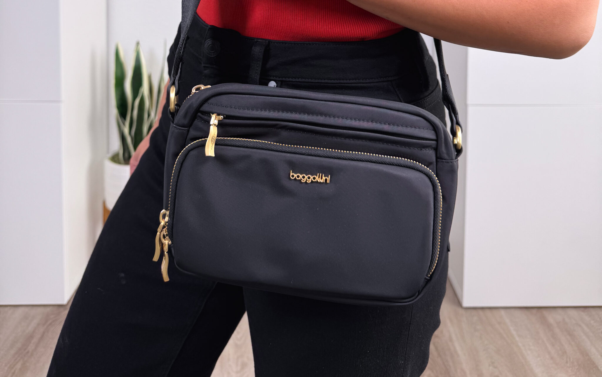 REVIEWS: Fall Jackets, Really Affordable Elevated Casual Tops, and Shoes + elevated casual tops and fall jackets + putting me together + black baggalini crossbody bag