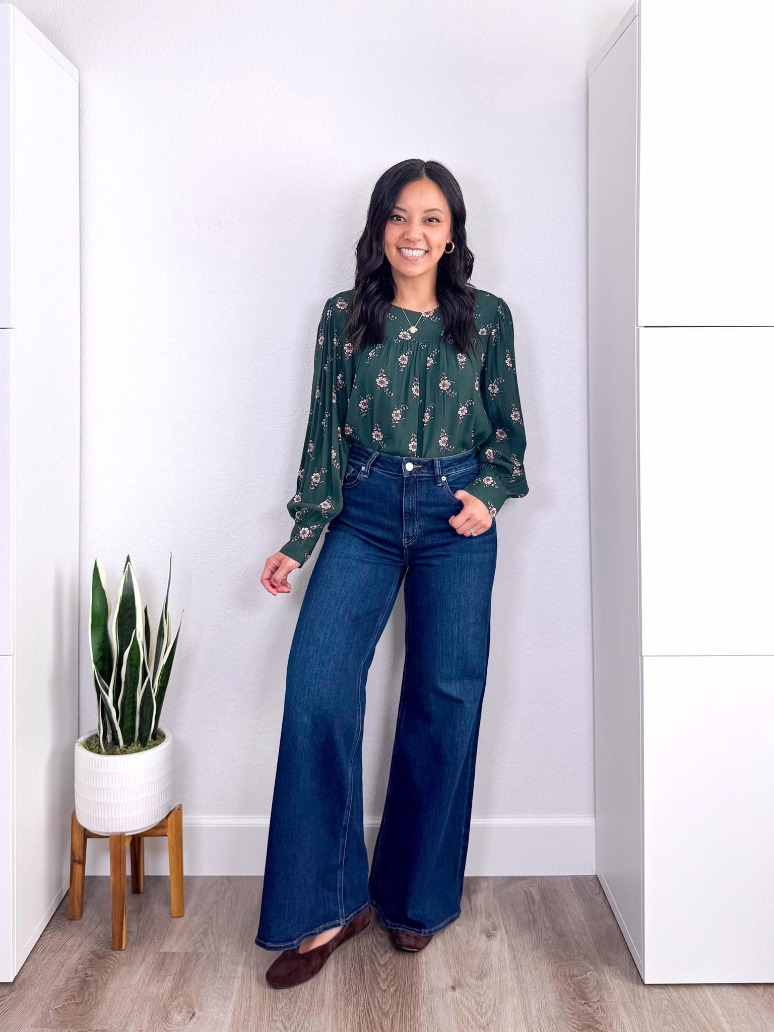 Family Photo Outfit Ideas for Moms + Family Photo Outfit Ideas for Moms: Easy Looks to Copy + putting me together + what to wear for family photos + pretty dark green floral blouse + dark wash wide leg jeans + brown suede flats